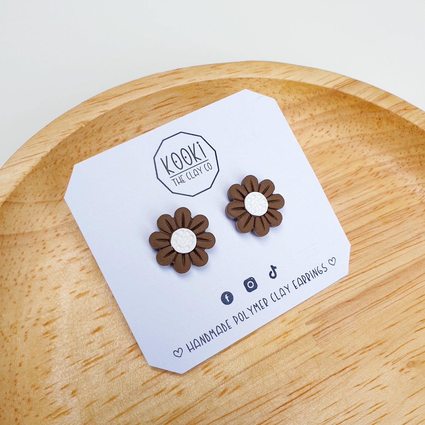 Brown Daisy Studs