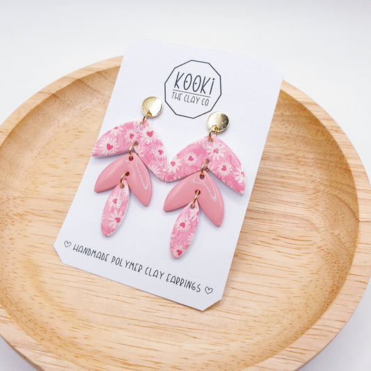 Dusty Pink Daisy & Heart Dangles