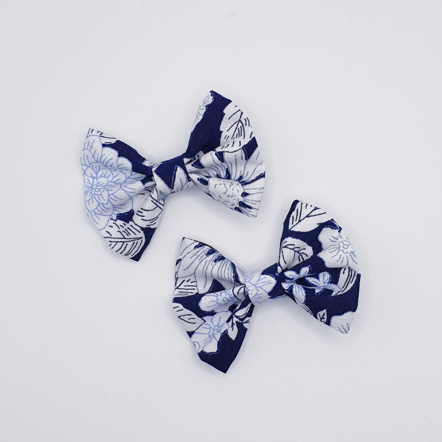 Ava Butterfly Bow (Size Options)